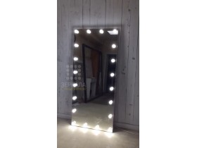 Выполненная работа: гримерное безрамное зеркало с подсветкой и гравировкой имени 180х80 см